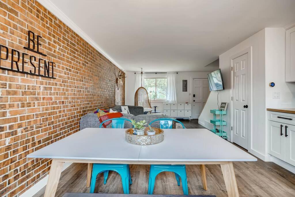Family Townhome Near Mountains & Olde Town อาร์แวดา ภายนอก รูปภาพ