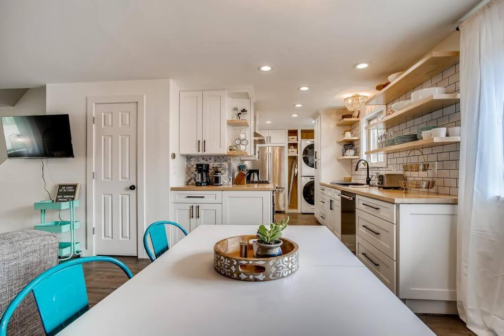 Family Townhome Near Mountains & Olde Town อาร์แวดา ภายนอก รูปภาพ